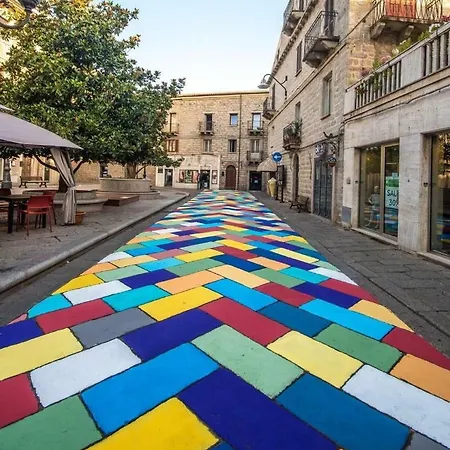 Nocleg ze śniadaniem Piazza Di L'ara Tempio Pausania