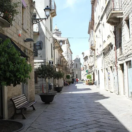Piazza Di L'ara 3*