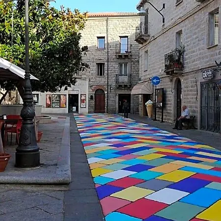Piazza Di L'ara Frühstückspension Tempio Pausania