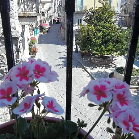 Piazza Di L'ara Frühstückspension 3*