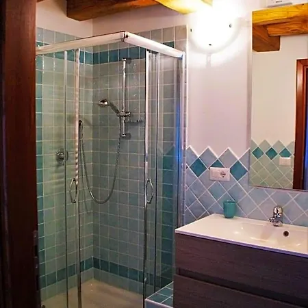 Bed & Breakfast Piazza Di L'ara