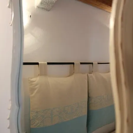 Piazza Di L'ara Bed & Breakfast