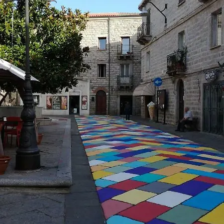 Bed & Breakfast Piazza Di L'ara Tempio Pausania