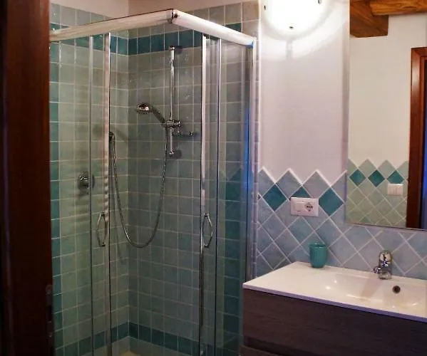 ベッド・アンド・ブレックファスト Piazza Di L'ara テンピオ・パウザーニア