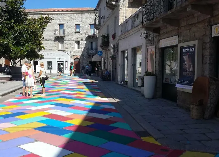 Piazza Di L'ara ベッド・アンド・ブレックファスト テンピオ・パウザーニア